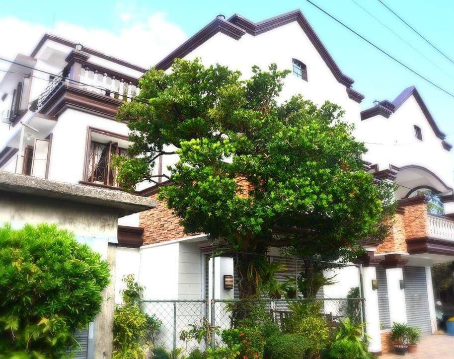 Florabells Iraya Guest House - Batanes Basco Esterno foto