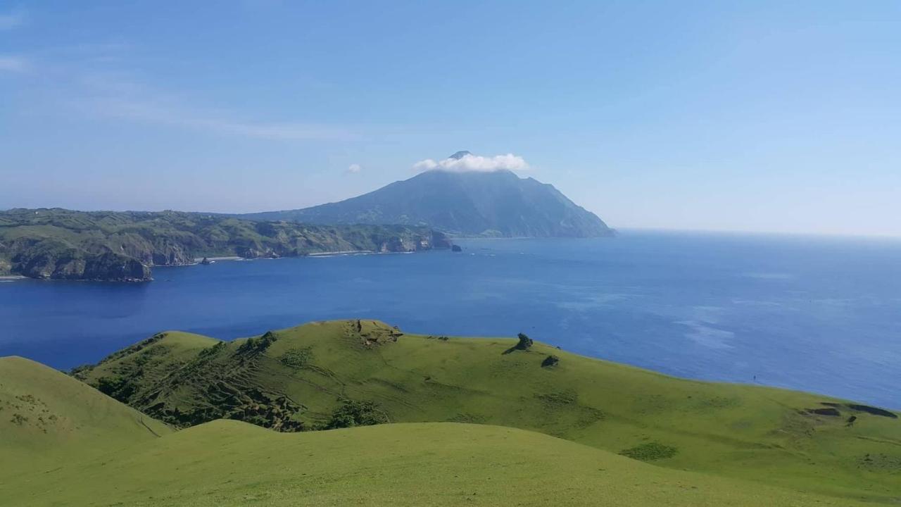 Florabells Iraya Guest House - Batanes Basco Esterno foto