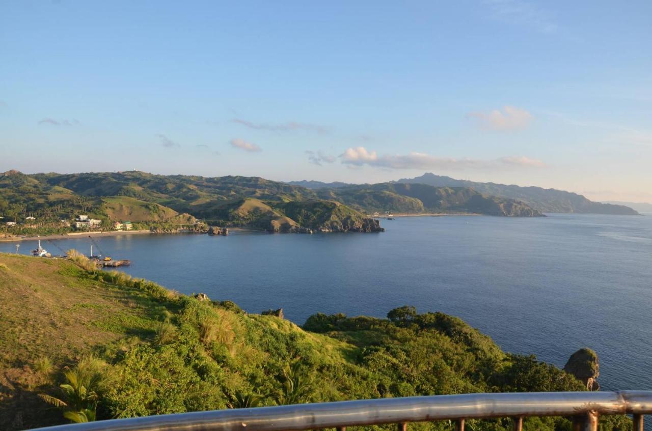 Florabells Iraya Guest House - Batanes Basco Esterno foto