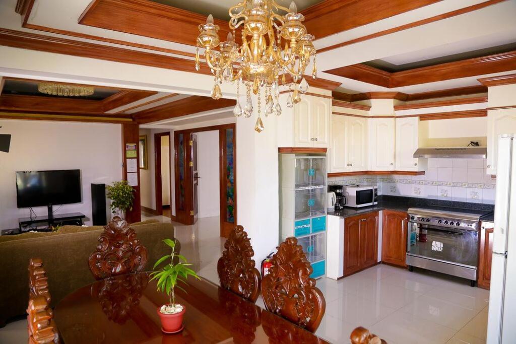 Florabells Iraya Guest House - Batanes Basco Esterno foto