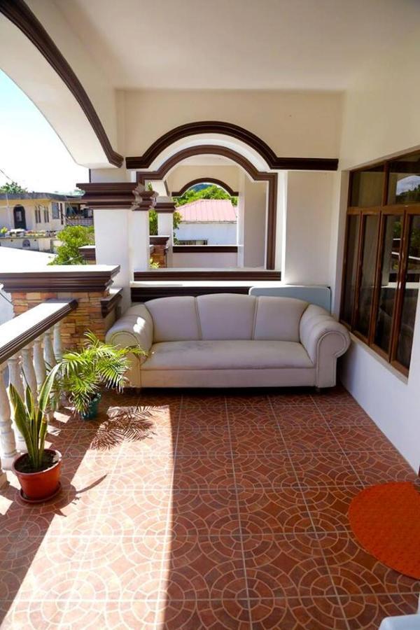 Florabells Iraya Guest House - Batanes Basco Esterno foto