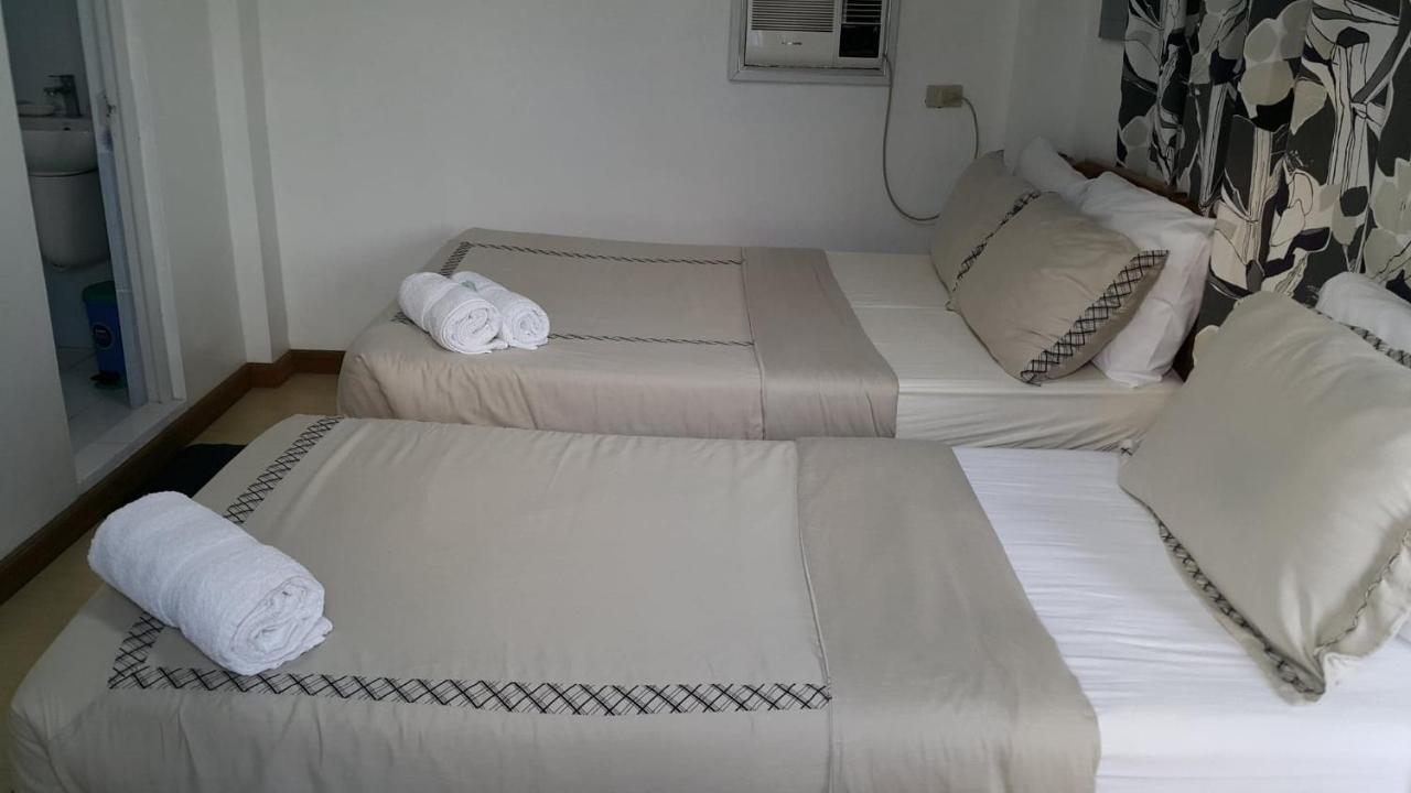 Florabells Iraya Guest House - Batanes Basco Esterno foto